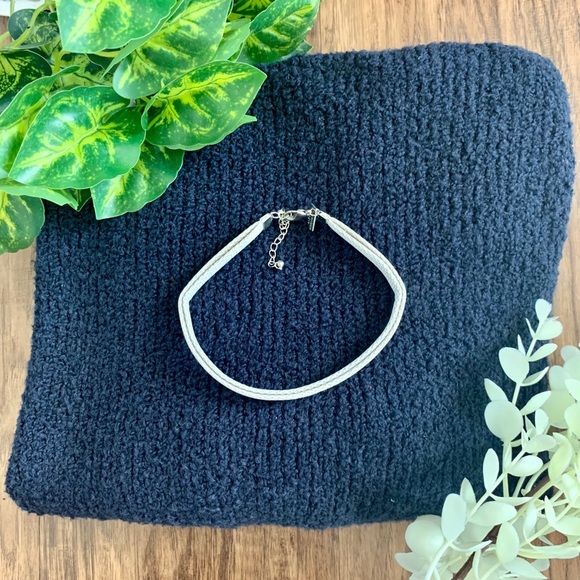 Silver sparkly mesh choker - Picture 2 of 7